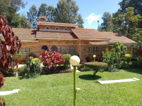 Greton Holiday Villa
